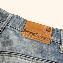 Load image into Gallery viewer, Wrung Vintage 2000s Baggy Jeans (M/L)