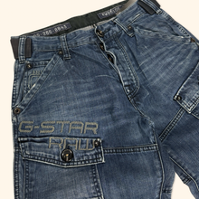 Load image into Gallery viewer, G-Star Spell Out Straight Leg Jeans (S)