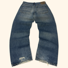 Load image into Gallery viewer, Von Dutch Vintage 2000s Straight Leg Jeans (XL)