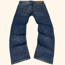 Load image into Gallery viewer, Diesel Industry "Safado" Straight Leg Jeans 30/30 (S/M)