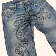 Load image into Gallery viewer, Diesel Industry Dragon Straight Leg Jeans (S)