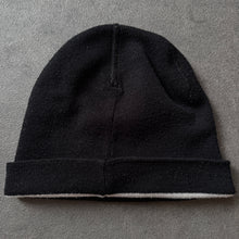 Load image into Gallery viewer, Nike 2000s Reversible Beanie