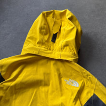 Load image into Gallery viewer, The North Face Goretex Mountain Series Rain Jacket (XS)
