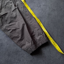 Load image into Gallery viewer, The North Face HyVent Rain Jacket (XXL)