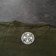 Load image into Gallery viewer, Independent 2000s Skate T-Shirt (M)
