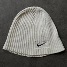 Load image into Gallery viewer, Nike 1990s Beanie (S/M)