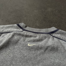 Load image into Gallery viewer, Nike Vintage 2000s Sweater (S/M)