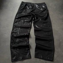 Lade das Bild in den Galerie-Viewer, Adidas Firebird 2008 Wet Look Track Pants Jogger (L/XL)