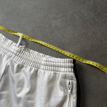 Lade das Bild in den Galerie-Viewer, Adidas Firebird 2010 Track Pants Jogger (M)