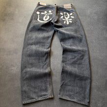 Load image into Gallery viewer, Evisu Yamame Vintage Japanese Denim Downluck Jeans (M)
