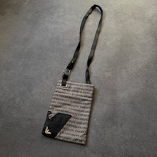Lade das Bild in den Galerie-Viewer, Armani 2000s Monogram Body Shoulder Bag