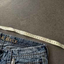 Lade das Bild in den Galerie-Viewer, Cipo & Baxx 2000s Straight Leg Jeans (L)