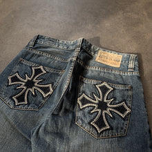 Load image into Gallery viewer, Machine 2000s Straight Leg Jeans (S)