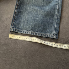 Load image into Gallery viewer, Machine 2000s Straight Leg Jeans (S)