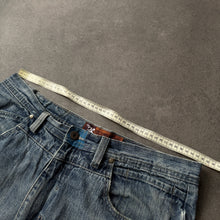 Lade das Bild in den Galerie-Viewer, Rocawear 2000s Spell Out Baggy Leg Jeans (XL)
