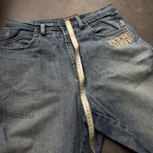 Lade das Bild in den Galerie-Viewer, Rocawear 2000s Spell Out Baggy Leg Jeans (XL)
