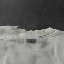 Lade das Bild in den Galerie-Viewer, Adidas Vintage 2000s Sweater (L)