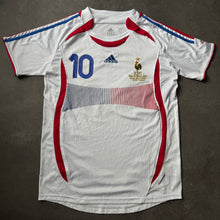 Load image into Gallery viewer, Adidas Vintage France Zidane World Cup 2006 „Headbutt“ Away Jersey (M)