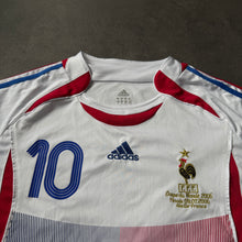 Load image into Gallery viewer, Adidas Vintage France Zidane World Cup 2006 „Headbutt“ Away Jersey (M)