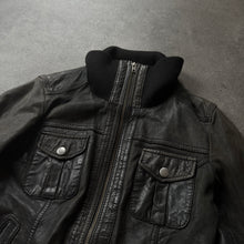Lade das Bild in den Galerie-Viewer, Real Death 2000s Slim Fit Ladies Leather Jacket (M)