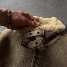 Load image into Gallery viewer, Avirex Womens Vintage Leather Sheep's Skin Sample Jacket (XS/S)