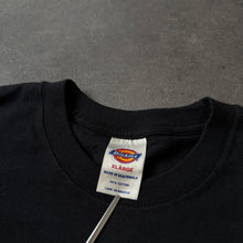 Lade das Bild in den Galerie-Viewer, Dickies Vintage 2000er Skate T-Shirt (XL)
