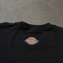 Lade das Bild in den Galerie-Viewer, Dickies Vintage 2000er Skate T-Shirt (XL)