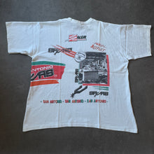 Lade das Bild in den Galerie-Viewer, San Fransisco 90s NBA San Antonio Spurs 1990 Single Stitch T-Shirt (XXL)