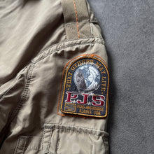 Lade das Bild in den Galerie-Viewer, Parajumpers Masterpiece Series Slim Fit Jacket (M/L)