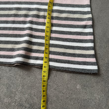 Lade das Bild in den Galerie-Viewer, Striped Button Ladies Long Sleeve (M)