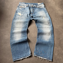 Load image into Gallery viewer, Diesel Industry "Viker" Straight Leg Jeans (M)