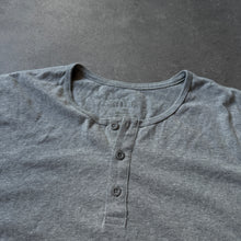 Load image into Gallery viewer, True Classic Basic Grey Button Long Sleeve (L)
