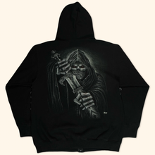 Load image into Gallery viewer, Wild Vintage Gothic Zipper (XL)