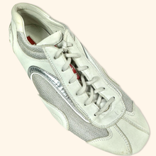 Lade das Bild in den Galerie-Viewer, Prada 2000s Trainer (EU44)