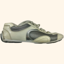 Load image into Gallery viewer, Prada 2000s Trainer (EU44.5)