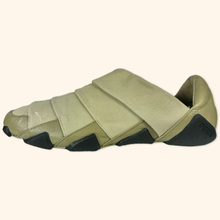 Load image into Gallery viewer, Puma Satori Japan 2001 (EU47)