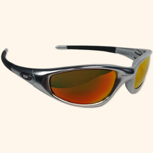 Lade das Bild in den Galerie-Viewer, Oakley Vintage 1999 Straight Iridium