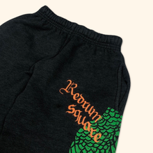 Load image into Gallery viewer, Red Rum 2000s Hip Hop Jogger (M)