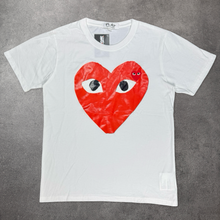 Lade das Bild in den Galerie-Viewer, Comme des Garçons Japan 2017 T-Shirt (M/L)
