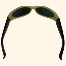 Lade das Bild in den Galerie-Viewer, Diesel Vintage Wonder Boy