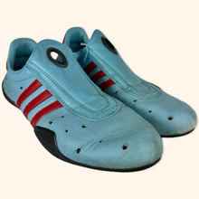 Load image into Gallery viewer, Vintage Adidas Mei 2003 (EU42)
