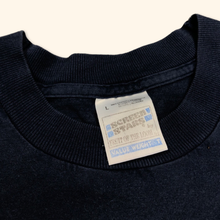 Lade das Bild in den Galerie-Viewer, School‘s Out Vintage 90s Single Stitch T-Shirt (L)