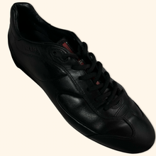 Lade das Bild in den Galerie-Viewer, Prada 2000s Trainer (EU39.5)