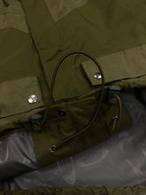 Load image into Gallery viewer, Oakley Baggy Fit Snowboard Winter Jacket (M/L)