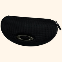 Lade das Bild in den Galerie-Viewer, Vintage 2000s Oakley Minute