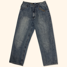 Load image into Gallery viewer, Karl Kani 2000s Spell Out Baggy Jeans (M)