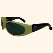 Lade das Bild in den Galerie-Viewer, Diesel Vintage Wonder Boy