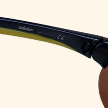 Lade das Bild in den Galerie-Viewer, Adidas Vintage Sport Shades