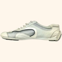 Lade das Bild in den Galerie-Viewer, Prada 2000s Trainer (EU43)