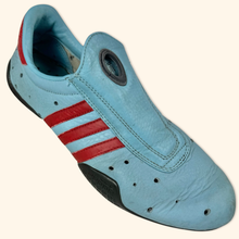 Load image into Gallery viewer, Vintage Adidas Mei 2003 (EU42)